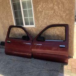 Toyota Tacoma. Doors.   Parts