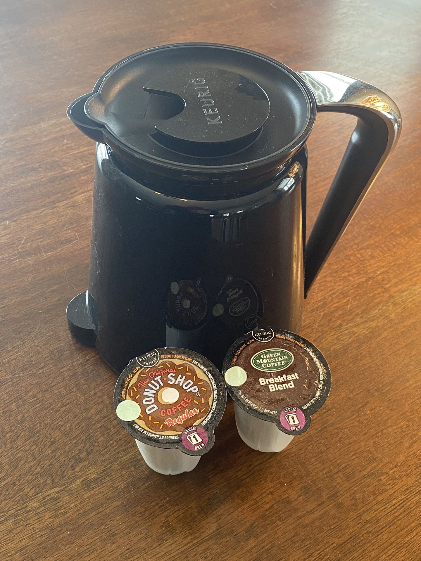 Keurig 2.0 Replacement Thermal Carafe 32 oz Black with Chrome Silver Handle With 2 K-cups New