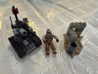 MEGA BLOKS Call of Duty 06872 Drone Attack UGV Drone Soldier Wall Complete Loose
