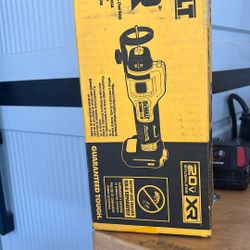 DEWALT XR 20V Lithium-Ion Cordless Rotary Drywall Cut-Out Tool (Tool Only)New/nuevo