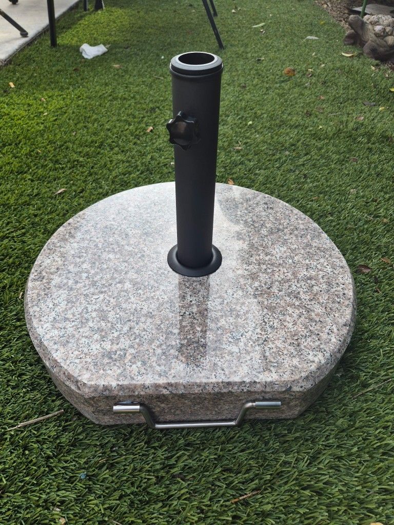 66LBS Granite Umbrella Base Stand Color: Grey