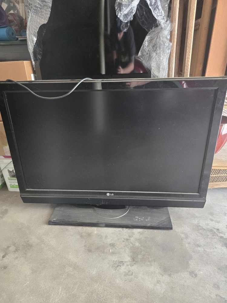 40 Inch HD TV