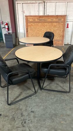 Round Office Table with 3 Black Chairs
