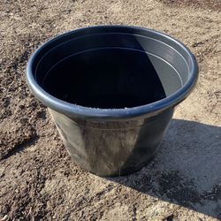 25 Gallon Plastic Containers