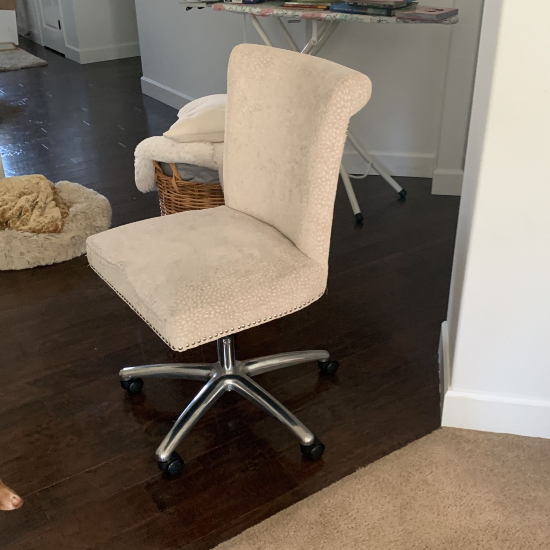 Office Chair Pending Pickup 