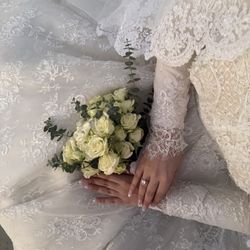White Bride Dress With Long Veils 