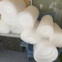 9 Rolls Of Small Bubble Wrap