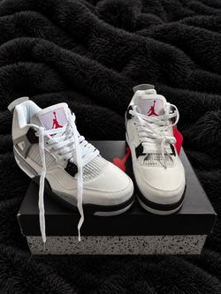 New Air Jordan Retro 4 Size 9.5 Cement White & Red