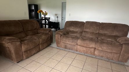 Free living room set