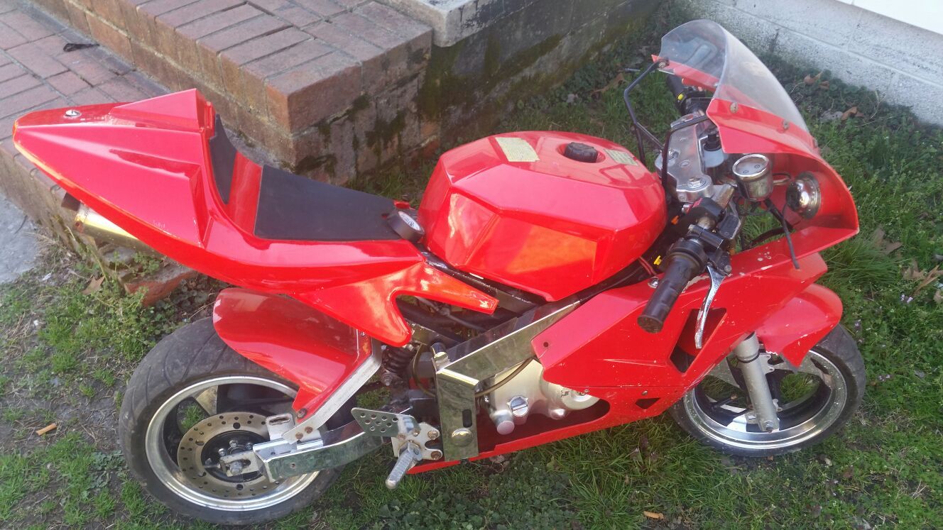 110cc Crotch Rocket pocket bike