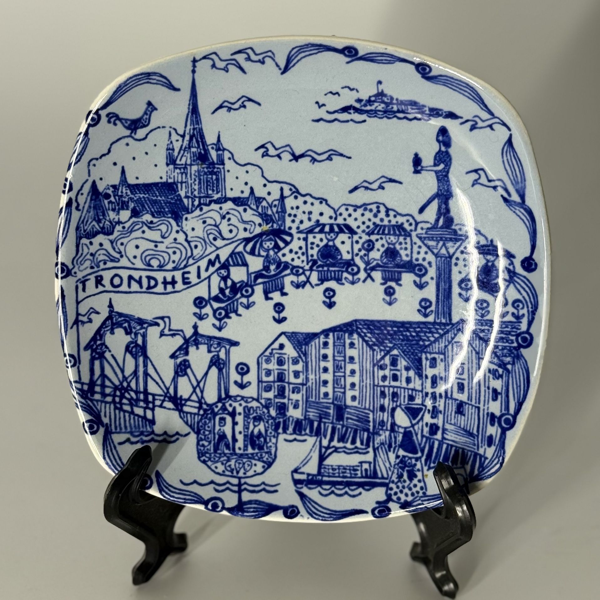 Vintage Stavangerflint Norway 5” Square Plate "Stalheim" Blue Kari Nyquist