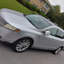 2011 Lincoln MKT