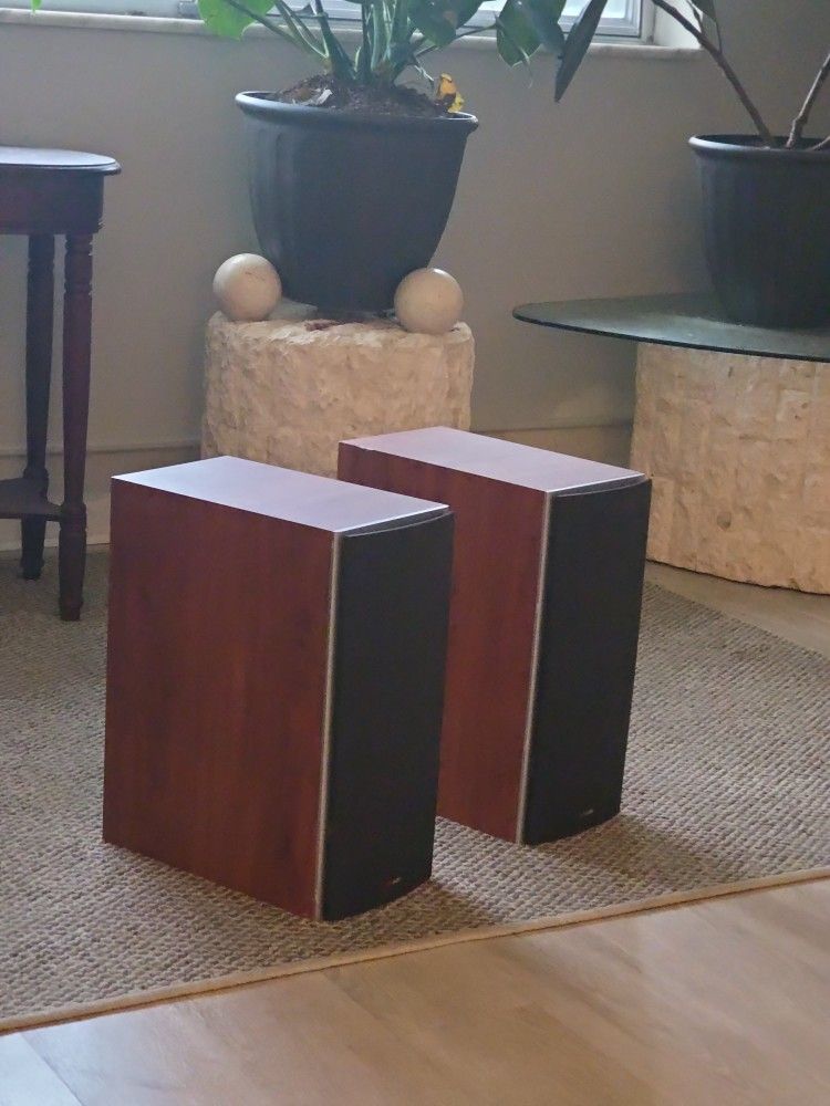 Polk Audio Bookshelf Speakers