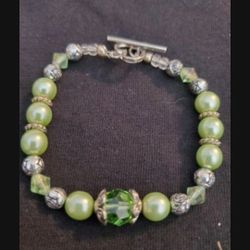 Toggle Green Bracelet 