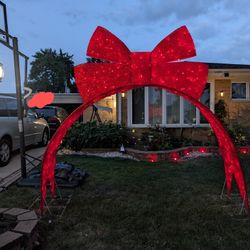 Red Bow Archway Christmas Decoration With Light