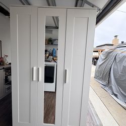 NEED IT GONE! Ikea Wardrobe with 3 doors, white