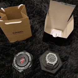 Casio G-Shock Watch Silver and Black