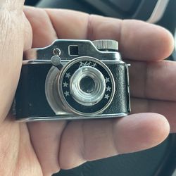 Hit brand vintage Japanese spy camera