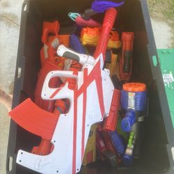 NERF GUNS