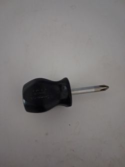 Snap short screw driver