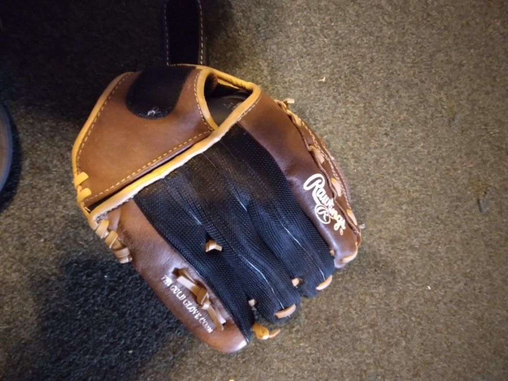 Rawlings PM110MBC  Glove 