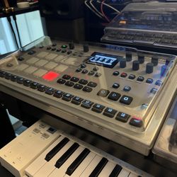 ELEKTRON ANALOG RYTM MKII + DECKSAVER