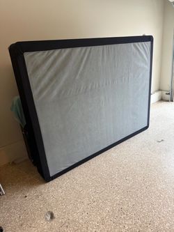 Box spring queen size