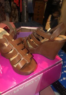 Shoes sizes 9