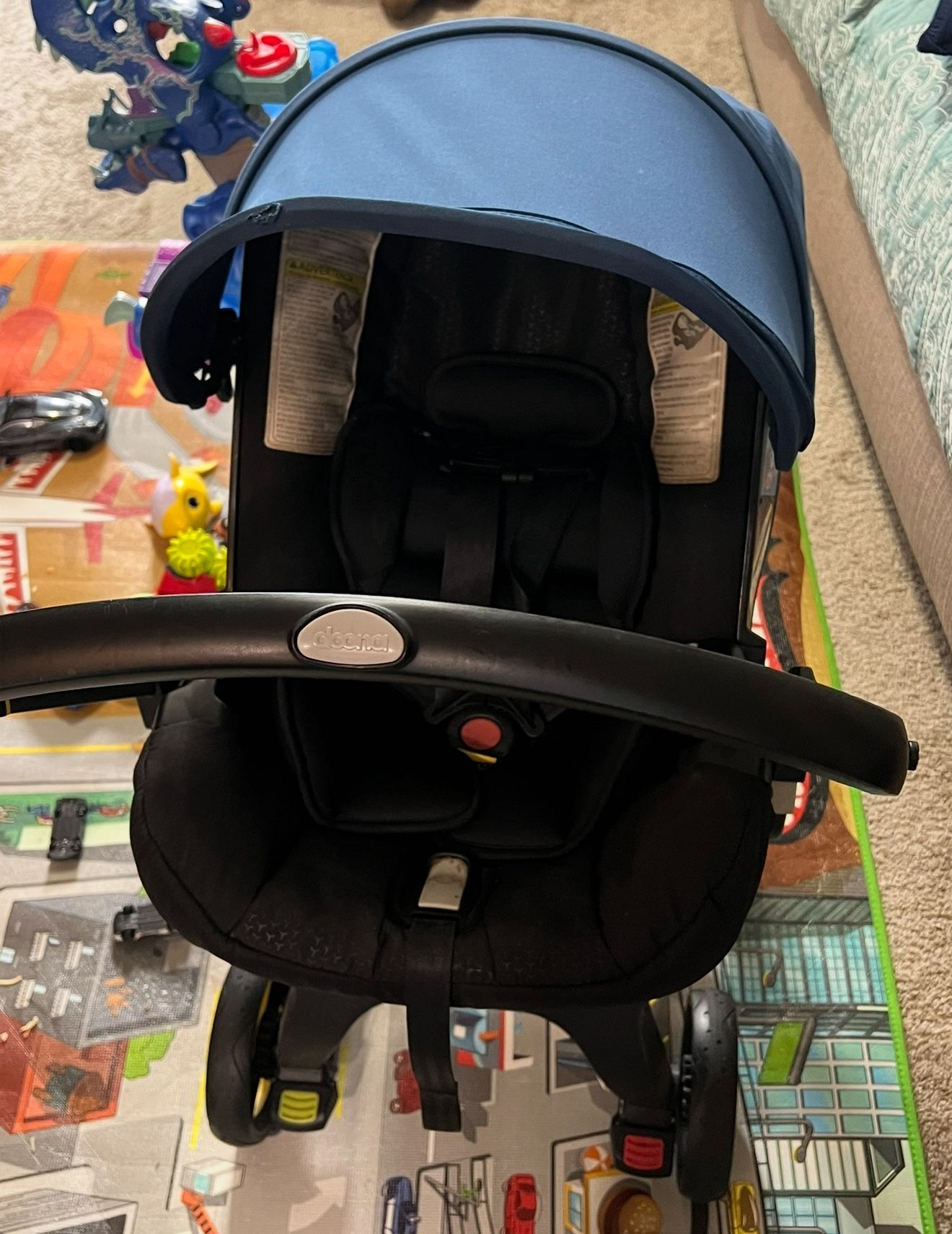Doona Carseat With Carbase