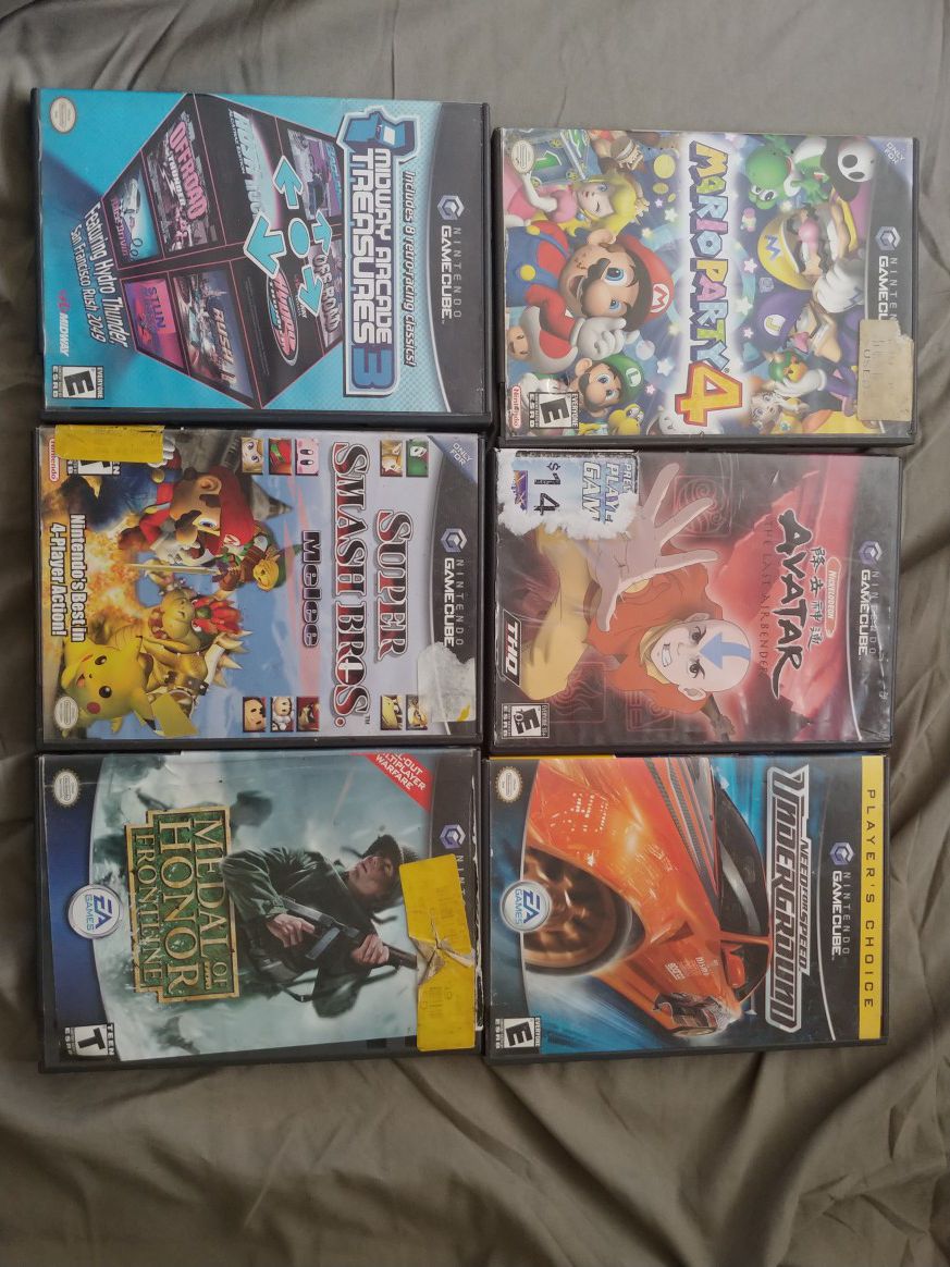 6 Nintendo GameCube games