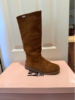 Juicy couture suede boots