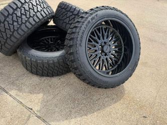 Gloss Black Wheels with Paraller M/T Tires Set of 4
