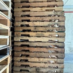 Wooden Pallets 48.40 #1  $10 Each Delivered 