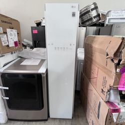 LG NEW STEAM DRESSER / CLOSET