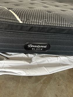 Beauty rest, black king size mattress