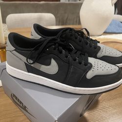 Jordan 1 Low  Og Shadow Size 11 