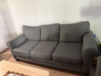 Couch set