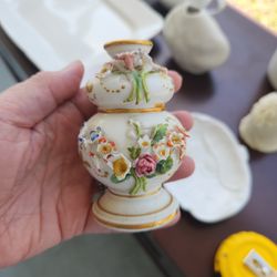 Tiny vase