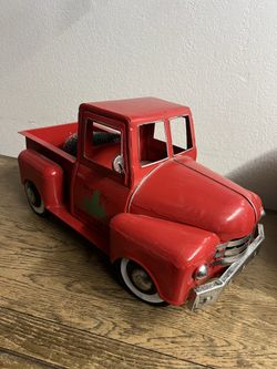 Metal truck decor