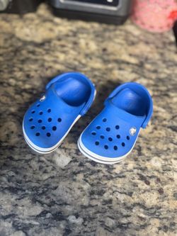toddler crocs