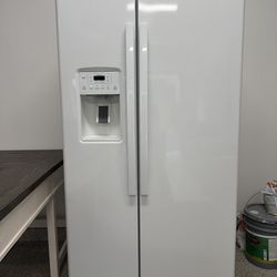 GE 36” Side By Side White Refrigerator