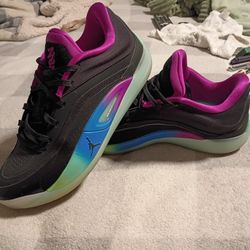 Nike Jordan Zion 4 