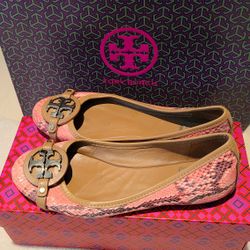 Tory Burch Pink Animal Print Flats Size  for Sale in Tacoma, WA - OfferUp