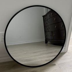 Round Mirror