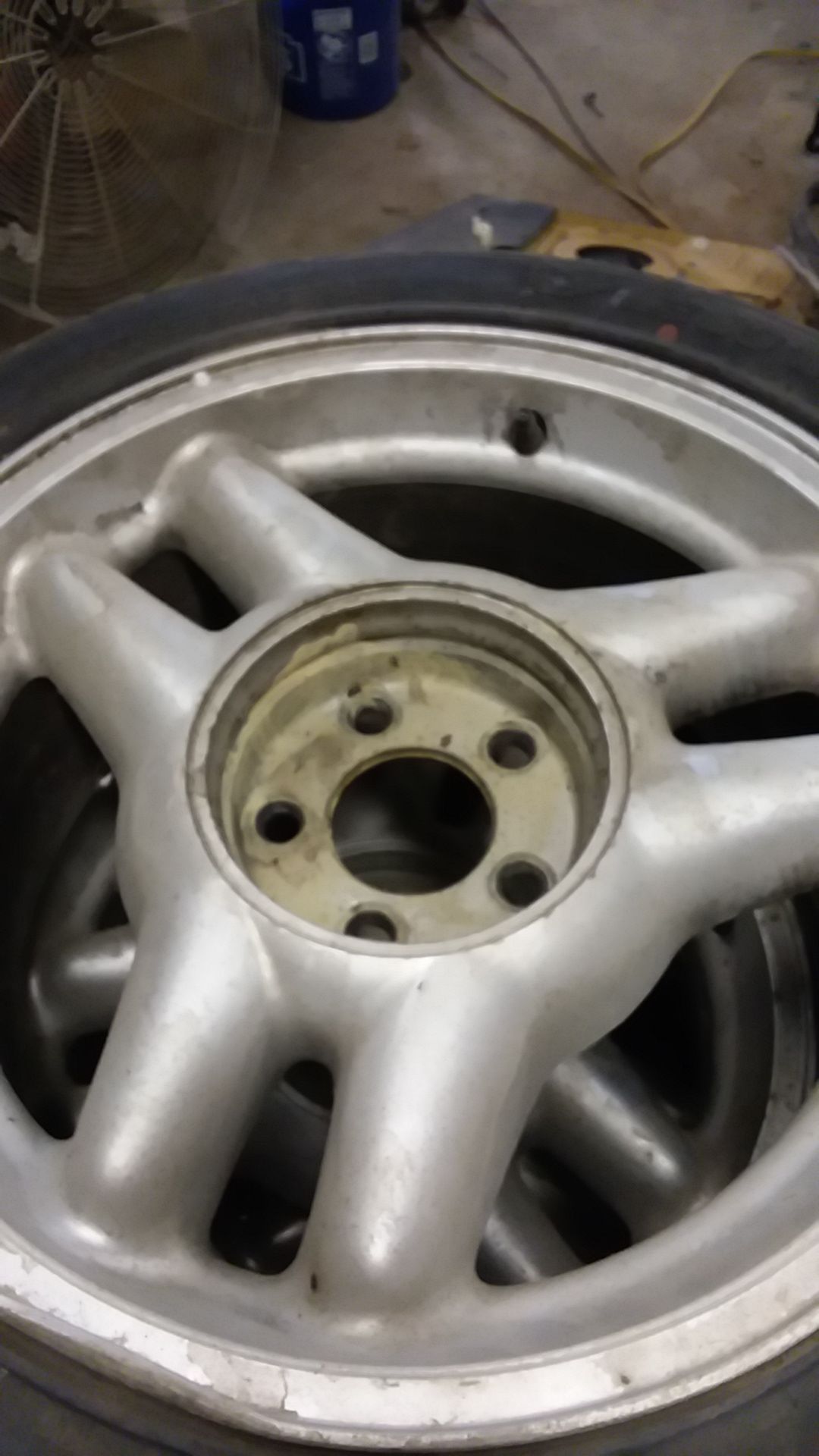 1995 Ford Mustang rims