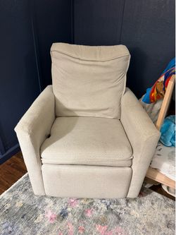 Free nursery chair