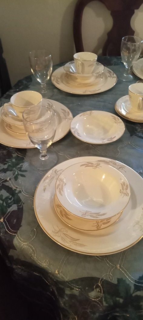 Wheat China Lifetime China Company Dinnerware A Whole Set