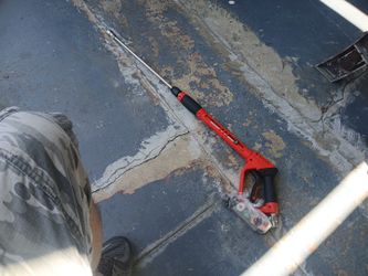 Pressure washer gun