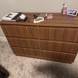 6 DRAWER DRESSER