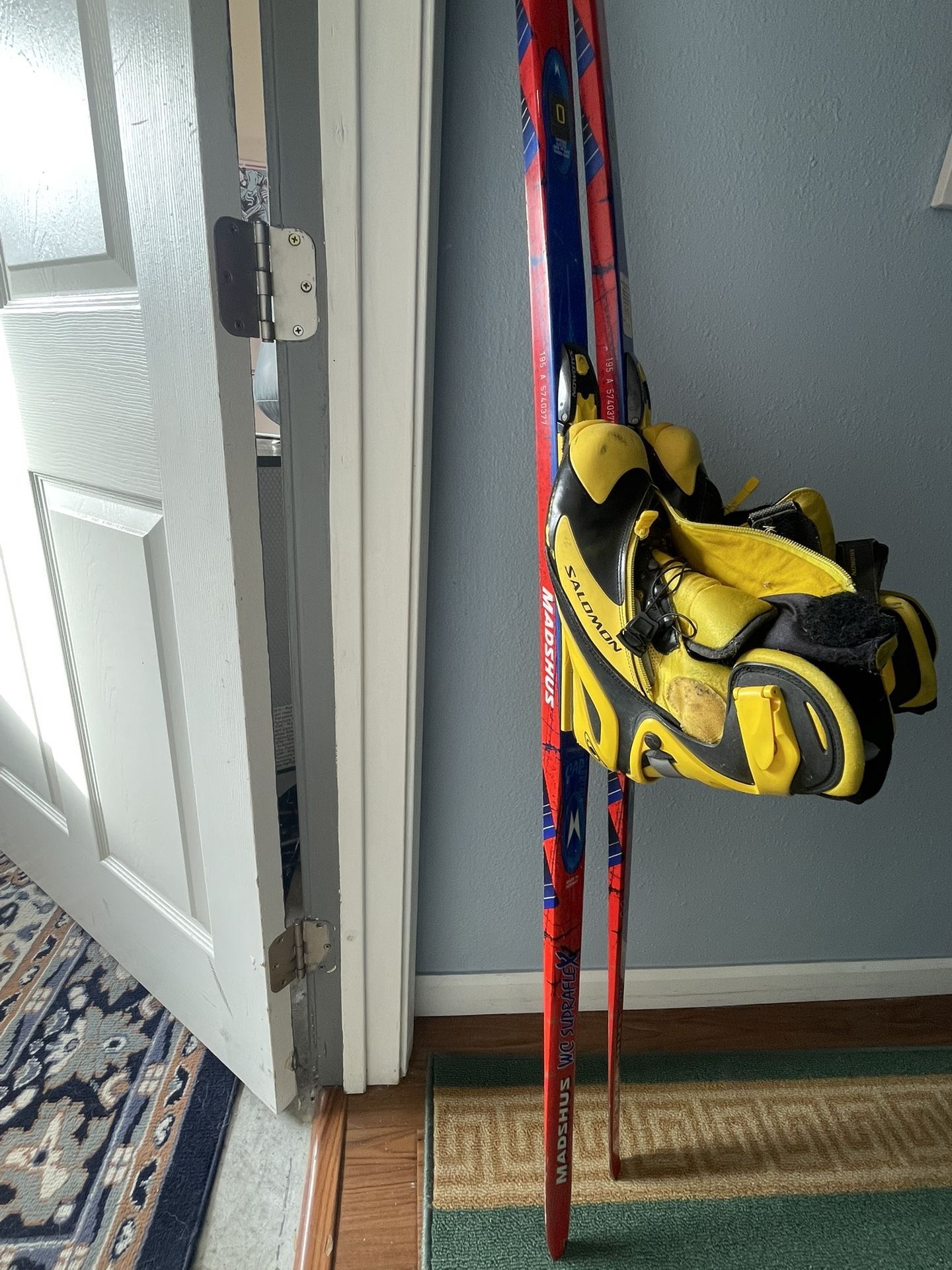 Madhaus XC Skis And Solomon Boots, Size 9